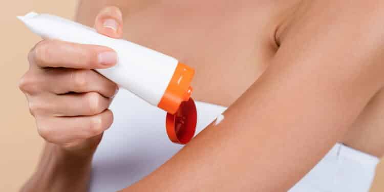 Três protetores solares faciais perfeitos para peles oleosas e com acne