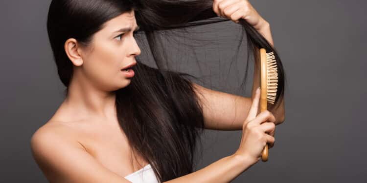 Os 5 melhores shampoos para queda de cabelo que saem no precinho