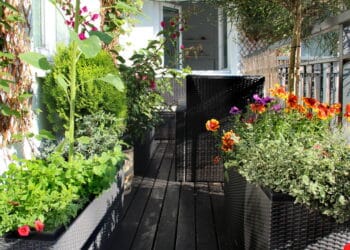 Como criar um cantinho de novela na varanda sem gastar muito