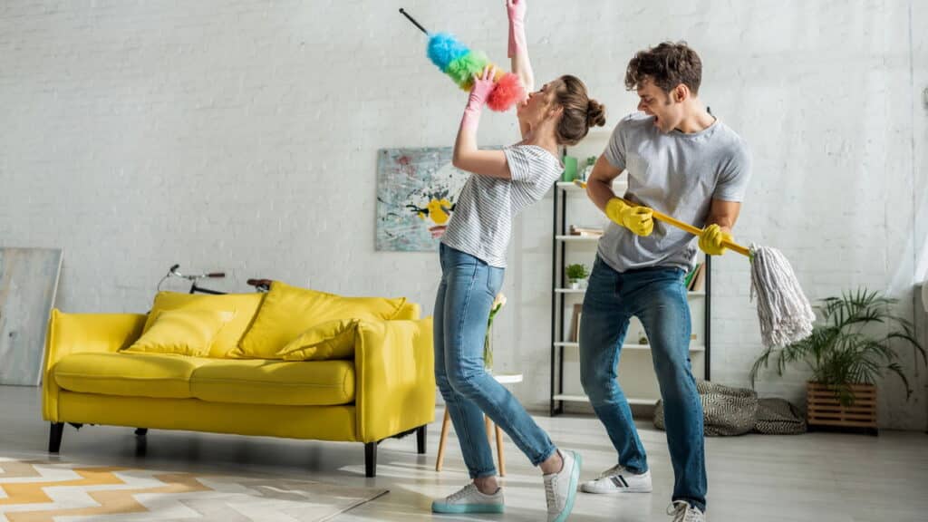 5 erros comuns de organização que deixam sua casa mais bagunçada