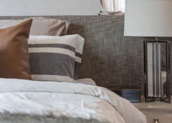 Trocar os lençóis toda semana pode ser um erro segundo especialistas