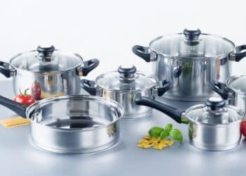 O que evitar na hora de limpar inox e preservar o brilho?