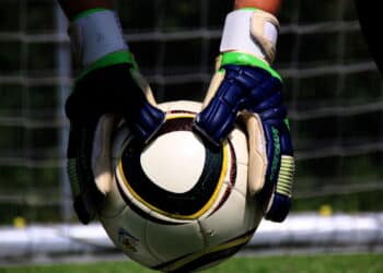 Ex-goleiro da Seleção Brasileira é preso em Portugal e caso repercute