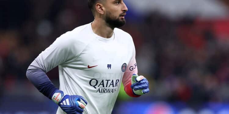 Jornalista revela que clube gigante da Europa já fechou com Donnarumma