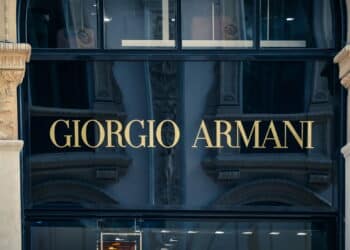 Famoso estilista Giorgio Armani morre aos 91 anos e deixa legado marcante