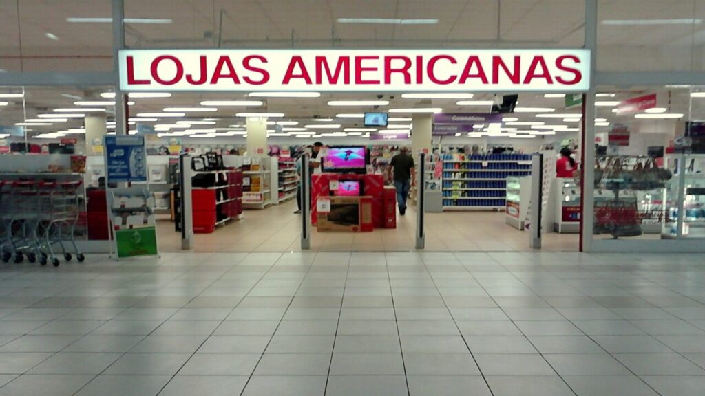 Gigante do varejo com mais de mil lojas no Brasil anuncia corte de 4 mil funcionários em meio a plano de recuperação judicial