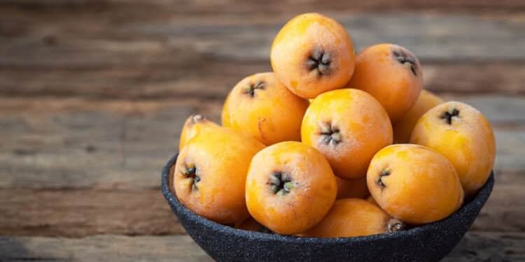 A fruta saborosa que pode melhorar a saúde do fígado e reduzir inflamações
