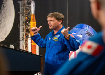 Nasa prepara missão histórica com astronautas na órbita da Lua e data é revelada