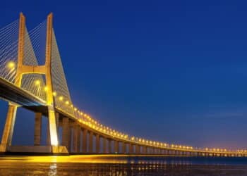Maior ponte da Europa custou quase 900 milhões de euros, tem nome de time brasileiro e impressiona com 17 km