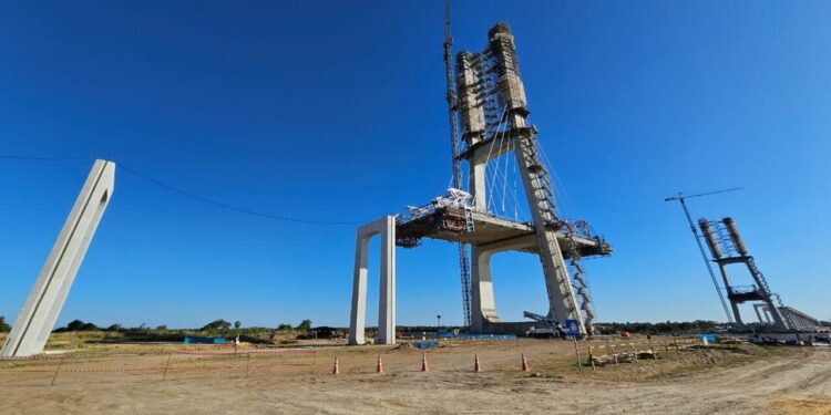Obra da nova ponte entre Brasil e Paraguai avança e tem previsão de entrega revelada