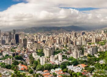 Gol e outras companhias suspendem voos para a Venezuela e clima de incerteza cresce