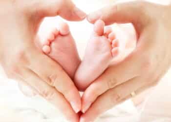 Os nomes clássicos de bebê mais bonitos e atemporais que continuam populares para 2026