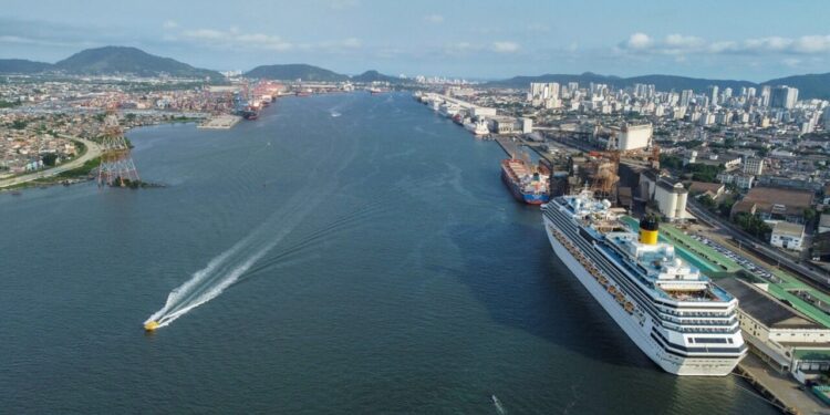 A obra inédita do túnel Santos-Guarujá sob o canal do maior porto da América do Sul