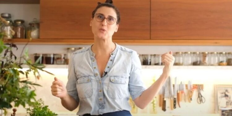 Paola Carosella revela 'truques secretos' para cozinhar melhor que pouca gente conhece