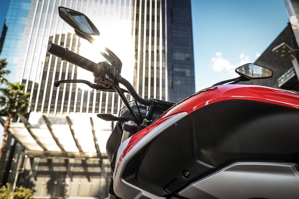 Bajaj Dominar 250 - Foto: Divulgação/Bajaj