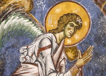 Anjo Gabriel envia revelações espirituais que tocam 3 signos