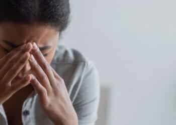 Esse sintoma silencioso pode estar sabotando sua vida sem você perceber