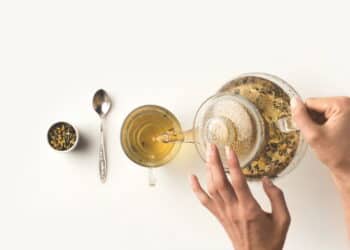 Milhares de brasileiros podem ter consumido produto falso sem saber e o risco é grave