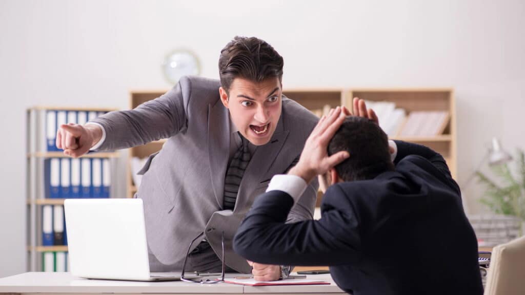 O que fazer quando o chefe não reconhece seu esforços no trabalho