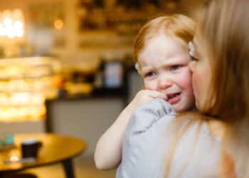 Este comportamento entre pais está gerando traumas invisíveis nas crianças