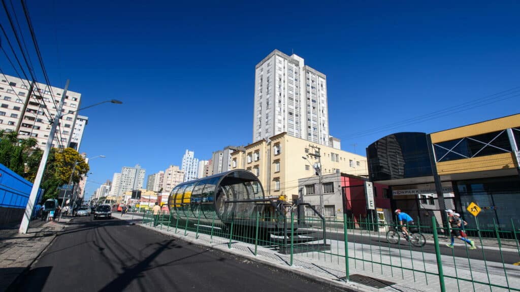 Obras em Curitiba prometem mudar deslocamento diário da cidade