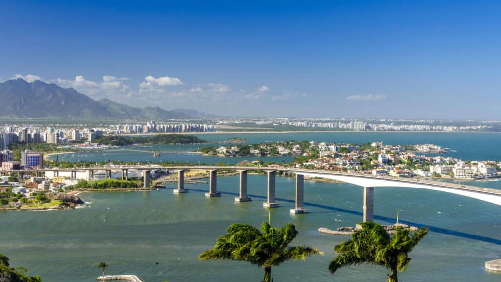 Espírito Santo assegura financiamento para melhorar rodovias