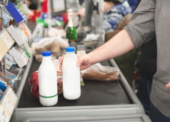 A verdade amarga sobre um dos maiores escândalos de uma marca de leite famosa no Brasil que foi adulterada e retirada das prateleiras