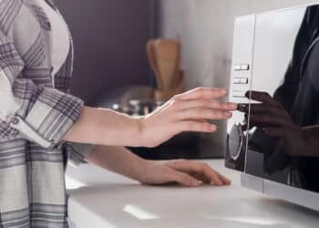 Forno moderno rouba a cena e deixa o micro-ondas no passado