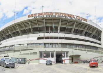 Obras no Morumbi transformam ida aos jogos em teste de paciência no trânsito