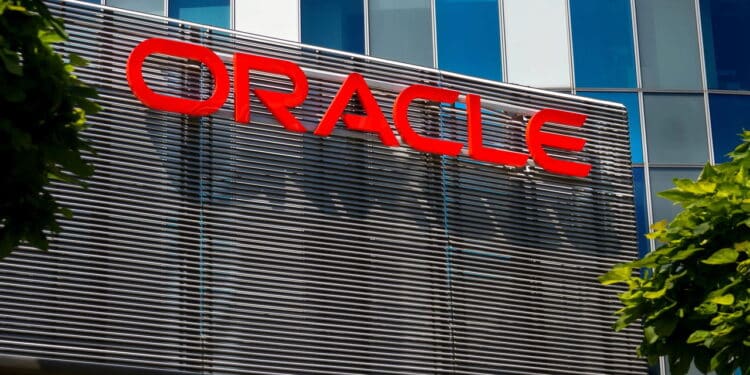 Oracle avança com inteligência artificial e ganha força na nuvem