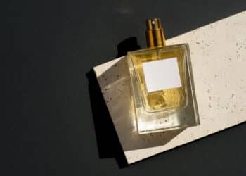 Os 3 perfumes baratinhos que trazem sensação imediata de frescor e confiança