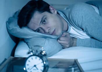 O que acontece com seu cérebro quando você dorme mal pode te assustar