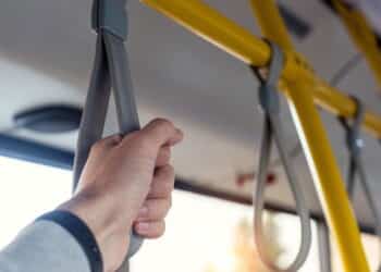 A técnica mais poderosa do Feng Shui para se proteger no ônibus