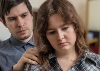 A psicologia finalmente explicou por que pedir desculpas é tão difícil