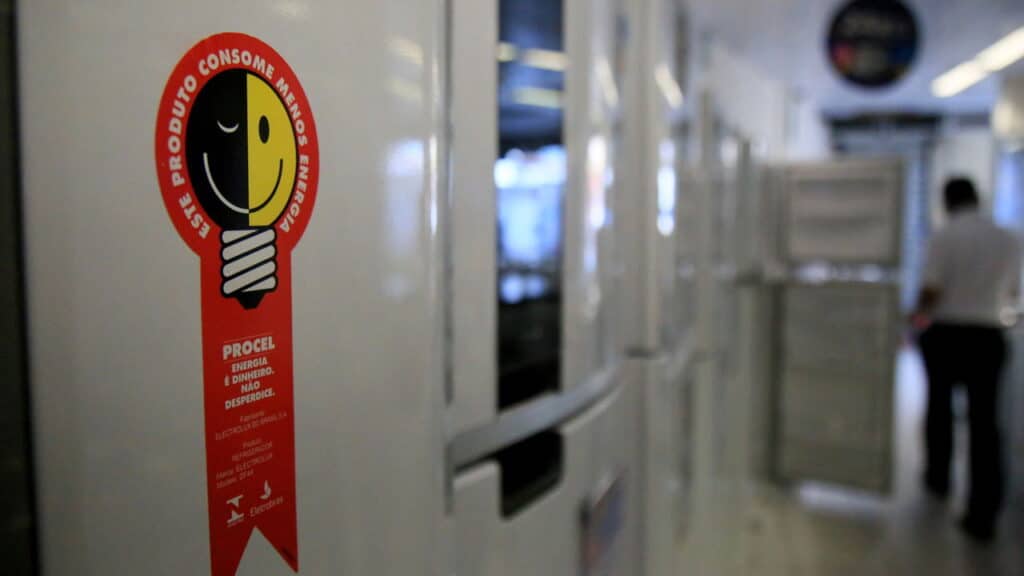 Os melhores eletrodomésticos que reduzem consumo de energia e despesas