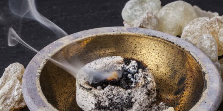 Aromas e essências usados no Feng Shui para limpeza energética do lar