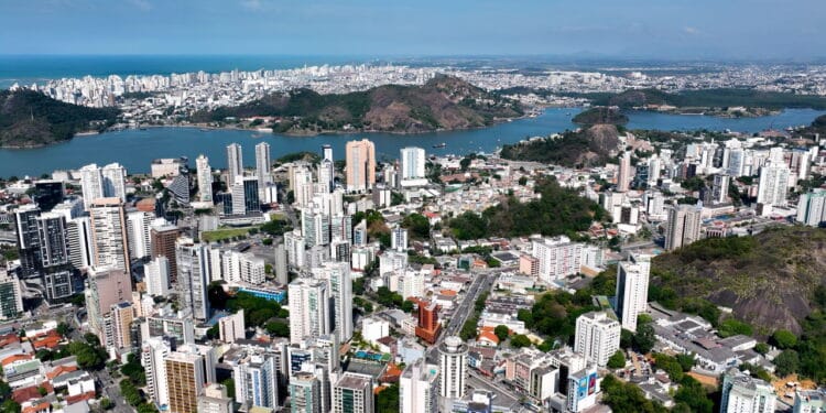 Espírito Santo assegura financiamento para melhorar rodovias
