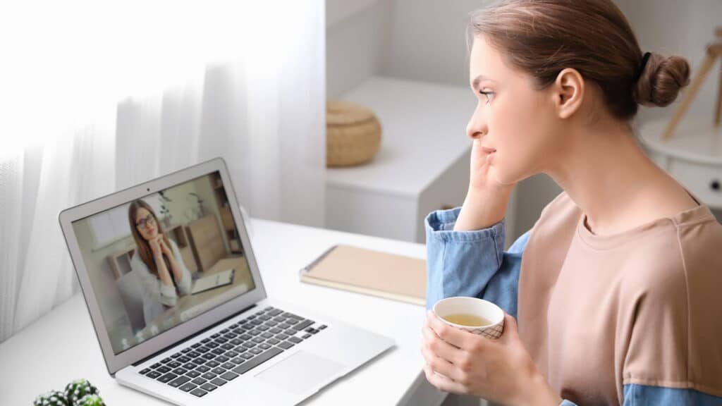 Cada vez mais pessoas estão escolhendo a terapia online e esse é o motivo