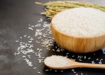 Onde colocar a tigela de arroz cru para atrair abundância e riqueza para sua casa