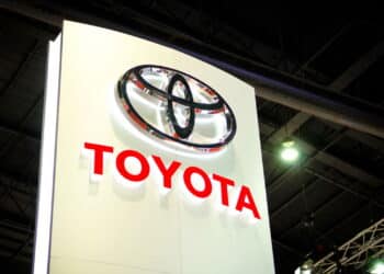 Novo Toyota traz tecnologia avançada e eficiência para o dia a dia