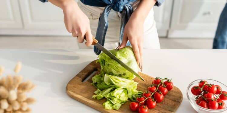 Você está cortando legumes errado? Cinco truques que vão mudar sua forma de cozinhar