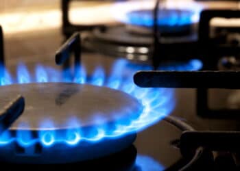 Os fogões baratos e modernos que cabem em qualquer cozinha