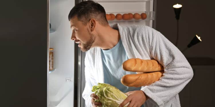 O jeito certo de guardar pão de forma é na geladeira ou armário