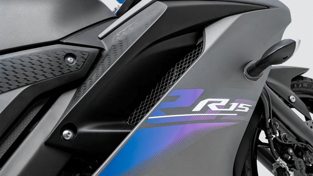 Yamaha R15 ABS - Foto: Divulgação/Yamaha