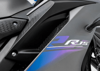 Yamaha R15 ABS - Foto: Divulgação/Yamaha