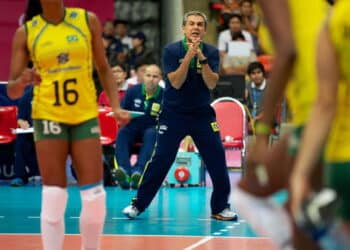 Brasil derrota Japão e fatura medalha de bronze no Mundial de Vôlei Feminino