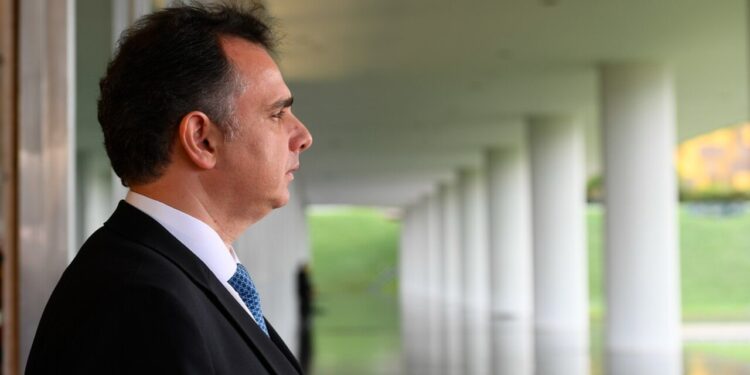 Pacheco encurrala Lula para vaga no STF