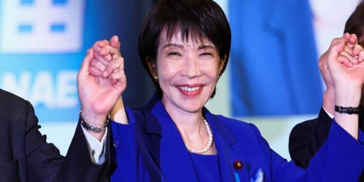 Futura primeira-ministra no Japão é de direita e agradece apoio de Trump