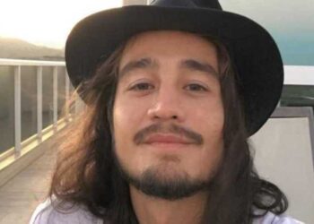 Cantor Tiago Iorc é internado às pressas