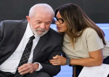 Janja vai à França representar o Brasil em congresso